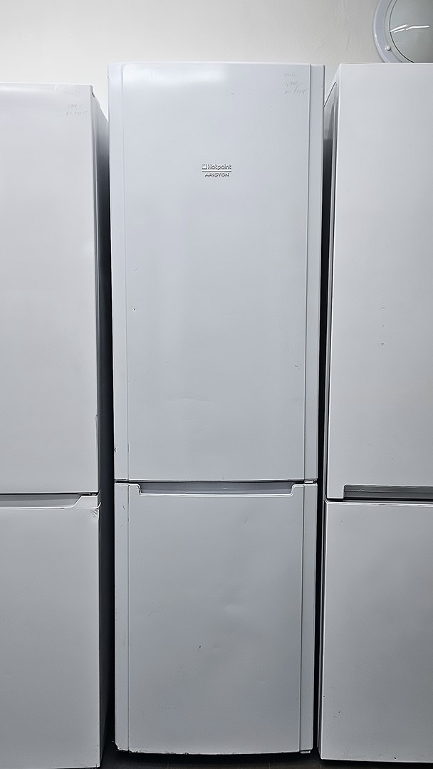 Lednice s mrazákem Ariston Hot Point - NO FROST – Lednice s mrazákem | Elektro Bazar Liberec