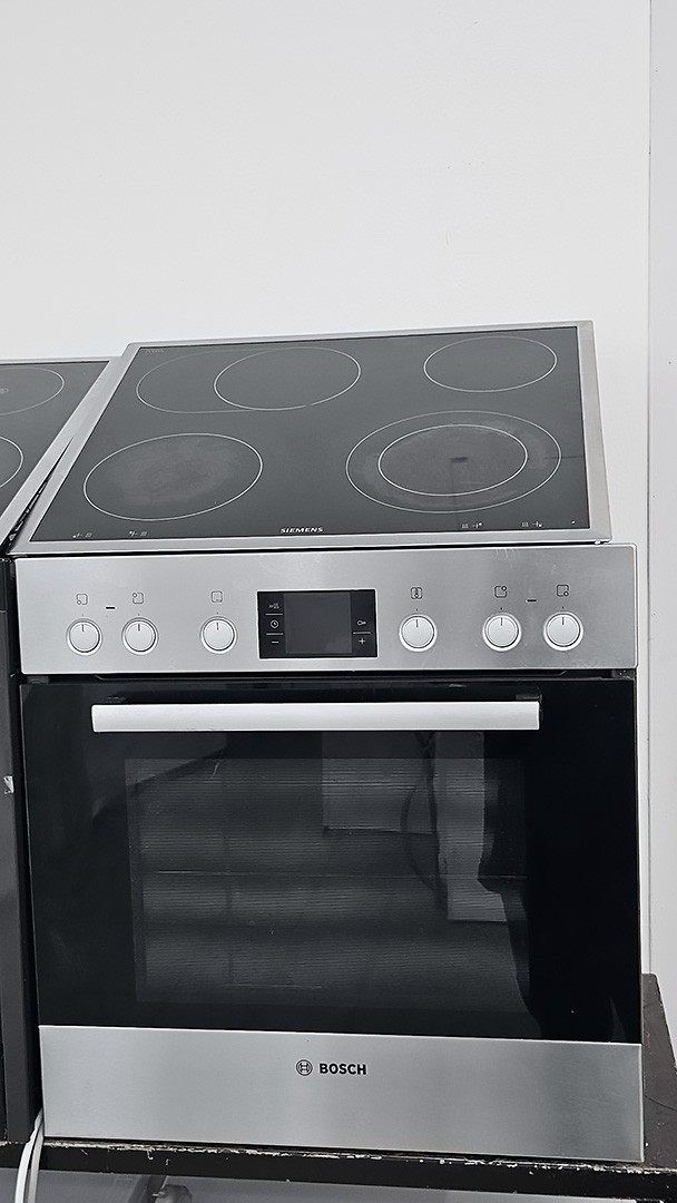 Horkovzdušná trouba se sklokeramickou deskou - set SIEMENS – Vestavné trouby s deskou – sety | Elektro Bazar Liberec